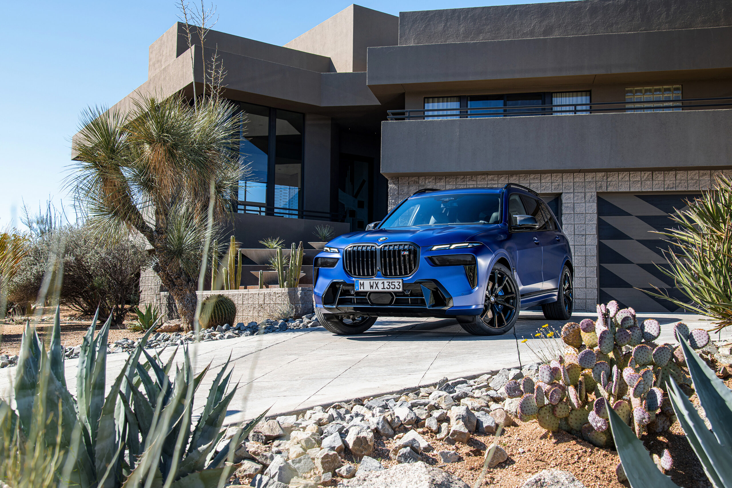 NFL Star Micah Parsons All car collection BMW X7